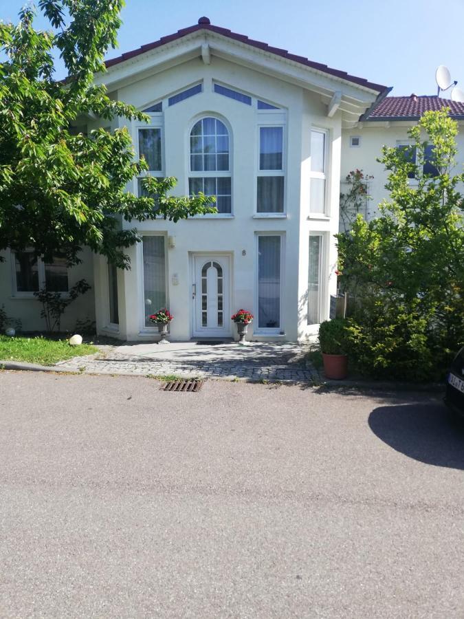 Wohnung Im Erdgeschoss ビーティッヒハイム・ビッシンゲン エクステリア 写真